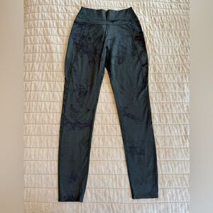 Alphalete Green Dye Leggings